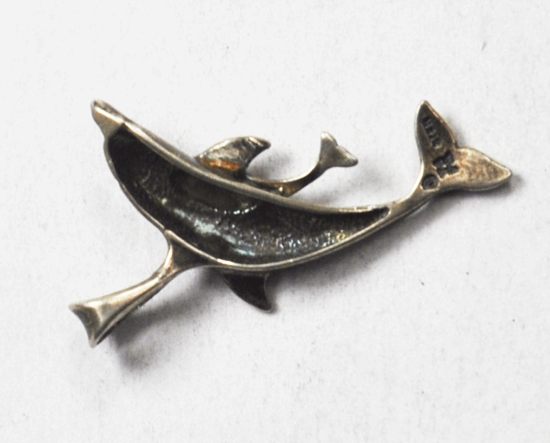 Sterling Silver Sunwest Mother & Baby Dolphin Pendant 34mm x 22mm