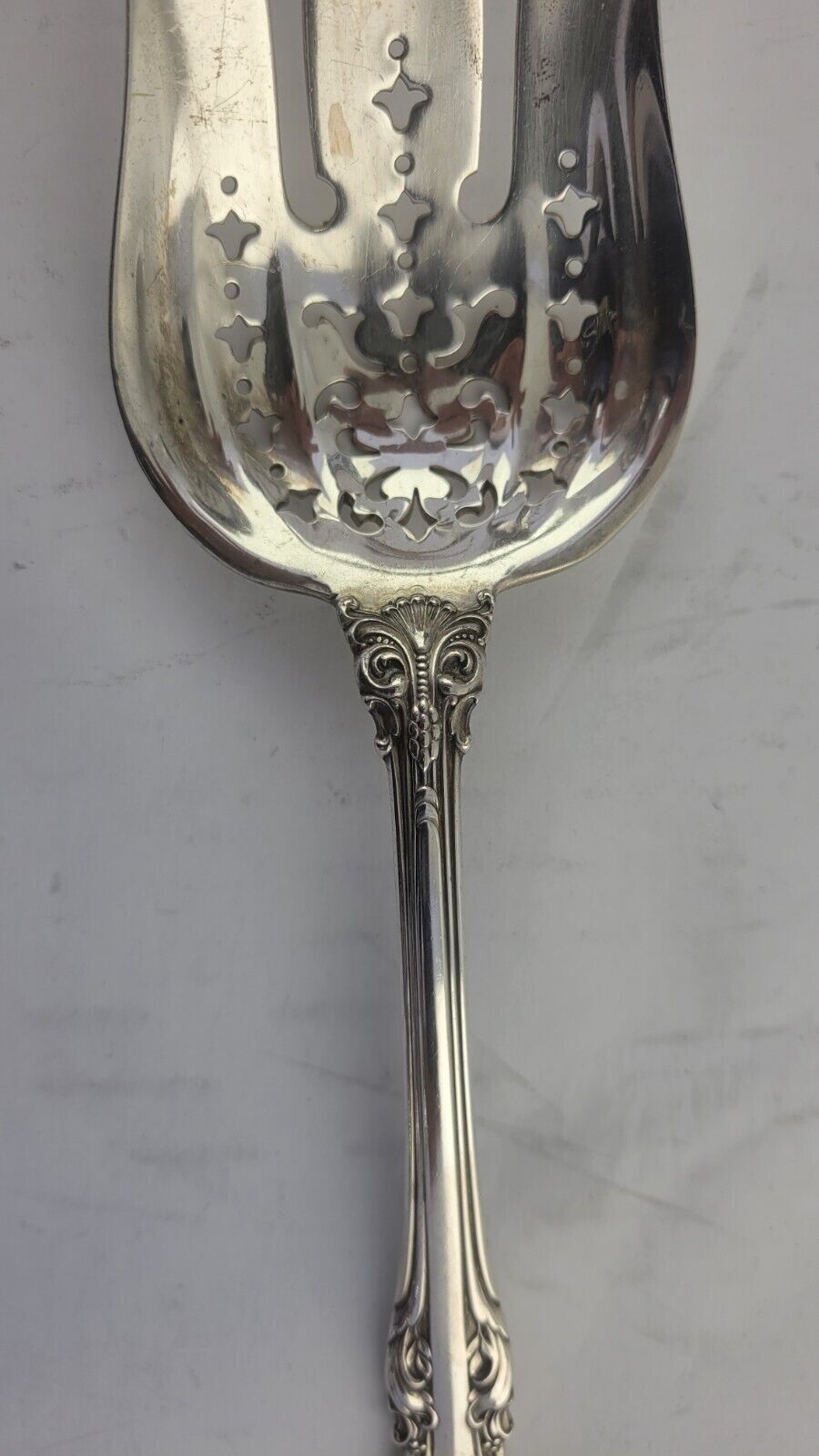 King Edward by Gorham 8 3/4" Sterling Silver Solid Salad Serving Fork 3.6oz.