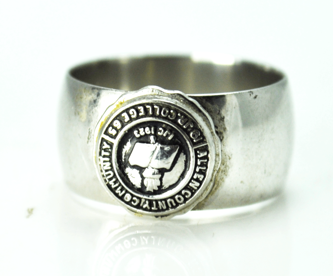 Sterling Allen County Community College Iola KS 1965 Class Ring