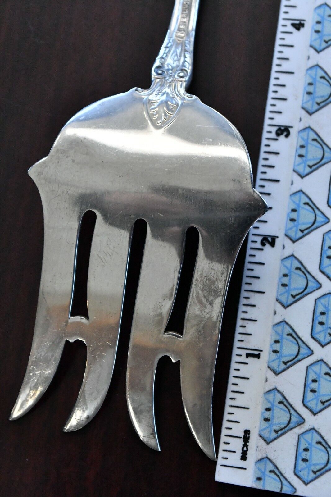 King Richard by Towle Sterling 8 1/8" Solid Medium Cold Meat Serving Fork 2.9oz.