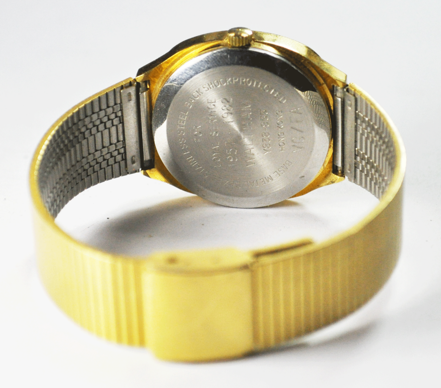 Vintage Waltham Y838-855 Gold Tone Day Date Quartz Watch 33mm Not Running 8-1/2"