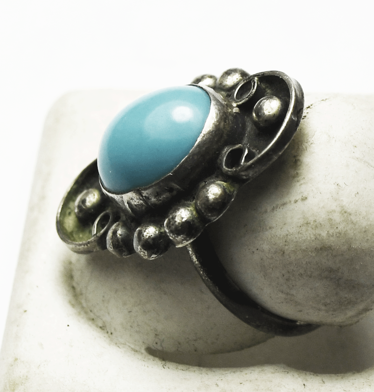 Antique Sterling Silver Turquoise Oval Dot Halo Ring 25mm Size 5.5