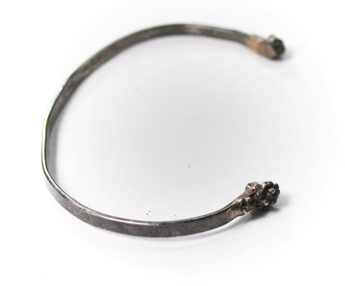 Sterling Silver Jamaica TK WJ 3mm Cuff Bracelet Dot Ends 5-3/8"