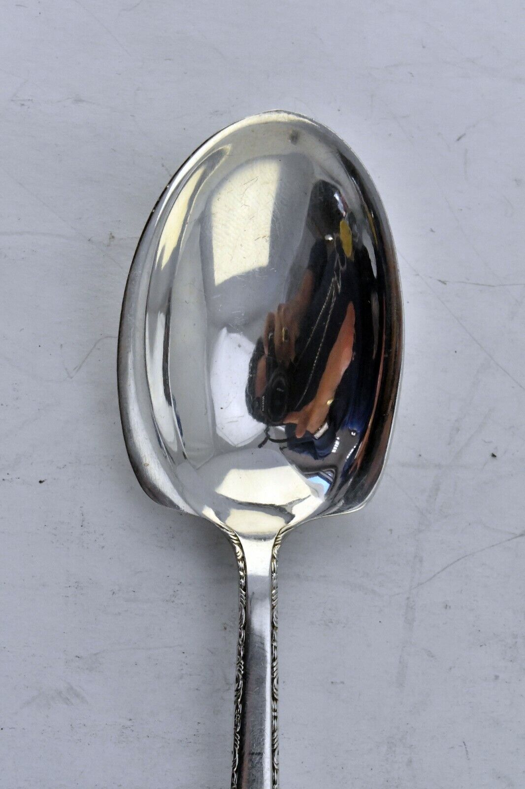 William & Mary by Lunt Sterling Silver 5 3/4" Solid Sugar Spoon .84 oz