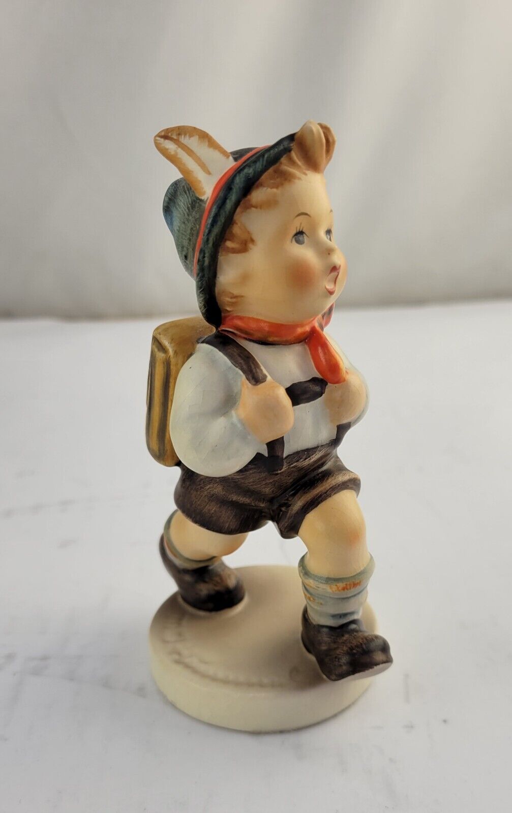 VINTAGE Goebel Hummel Figure “SCHOOL BOY” 822/0 West Germany 4 1/4” TMK-3