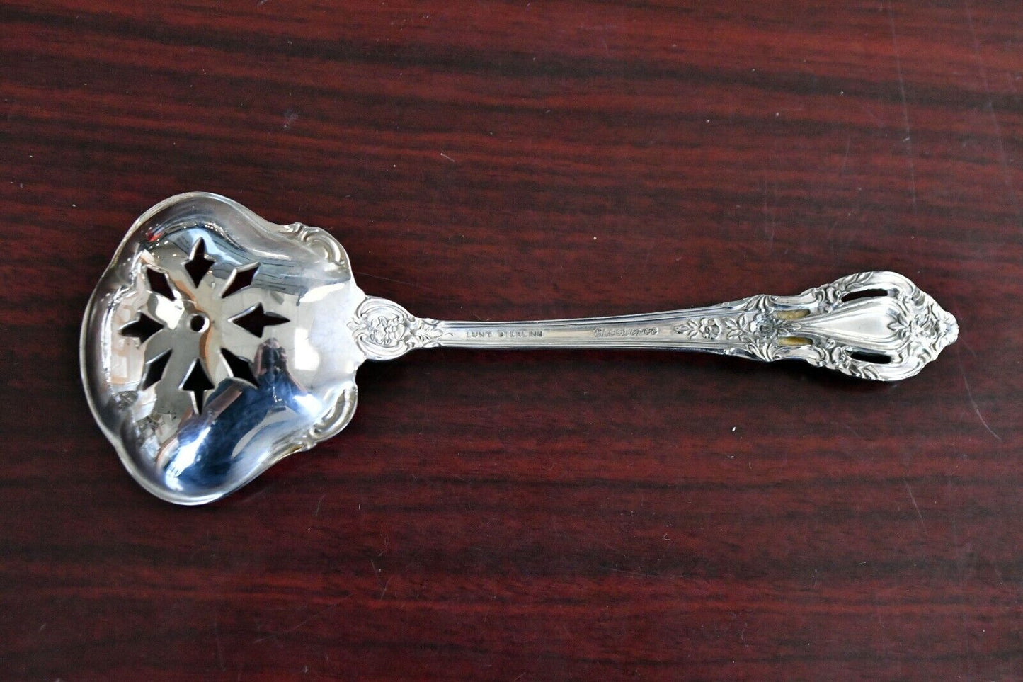 Eloquence by Lunt Sterling Silver 6" Pierced Bon Bon Server Spoon 1.5 oz.