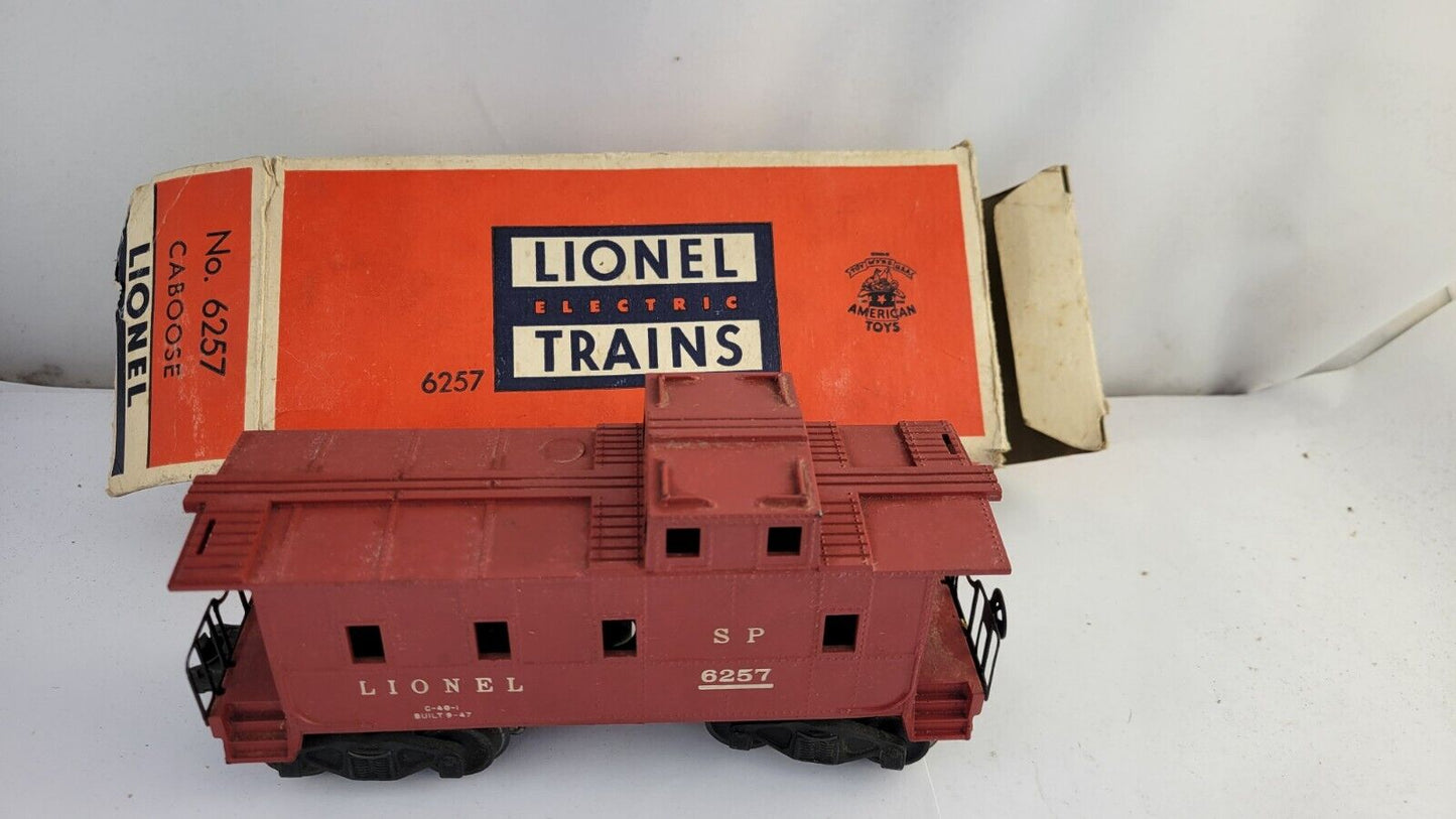 Vintage Lionel O Lines Red SP Caboose 6257 w/Original Box