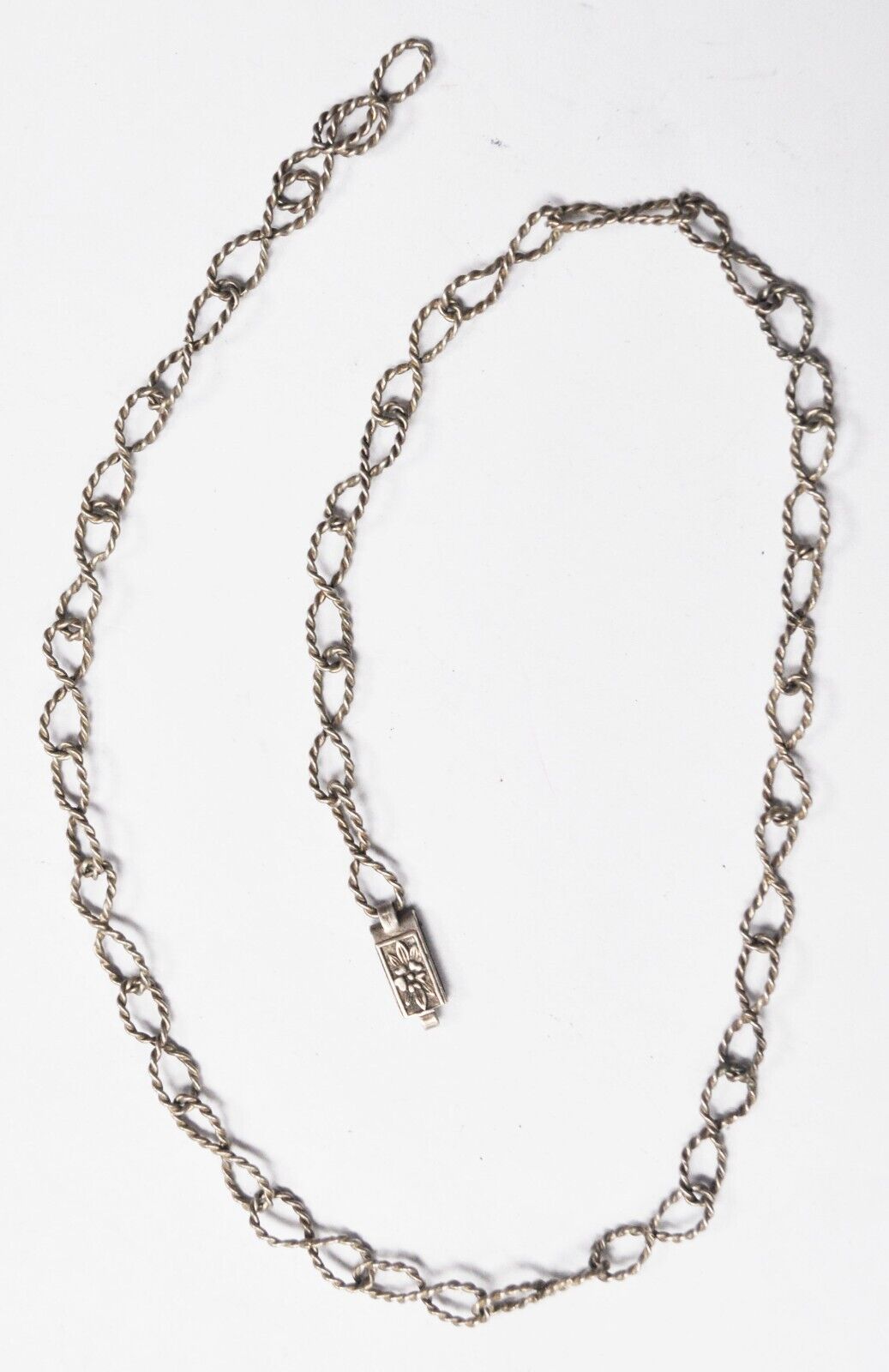 Sterling Silver Vintage Necklace Figure 8 Link Floral Clasp 6mm 18.5"