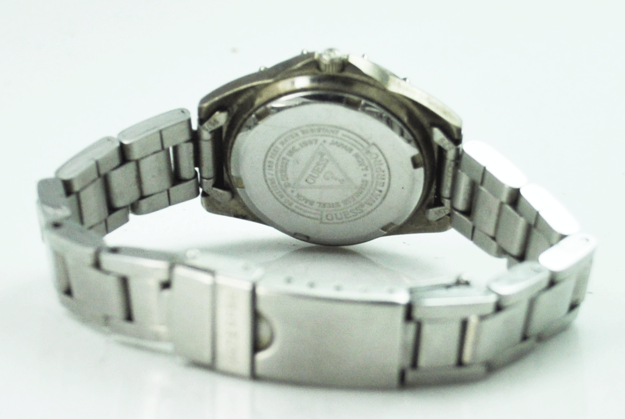 Women's Guess 50m White Checkered Dial Date 32mm Wristwatch Wet Suit Extender