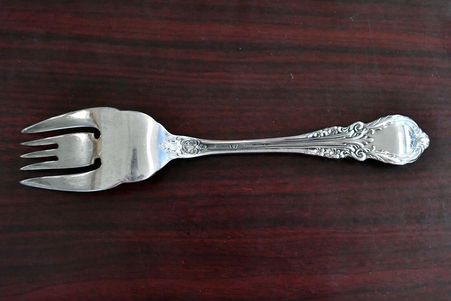 Sir Christopher by Wallace Sterling 8" Medium Solid Cold Meat Serving Fork 2.8oz