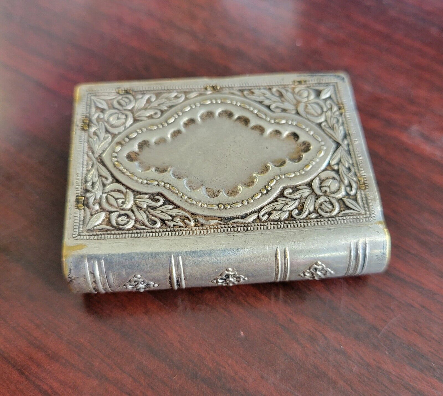 Vintage Depose Blessed Mother France Mary Silver Plated Book Pill Box 2"
