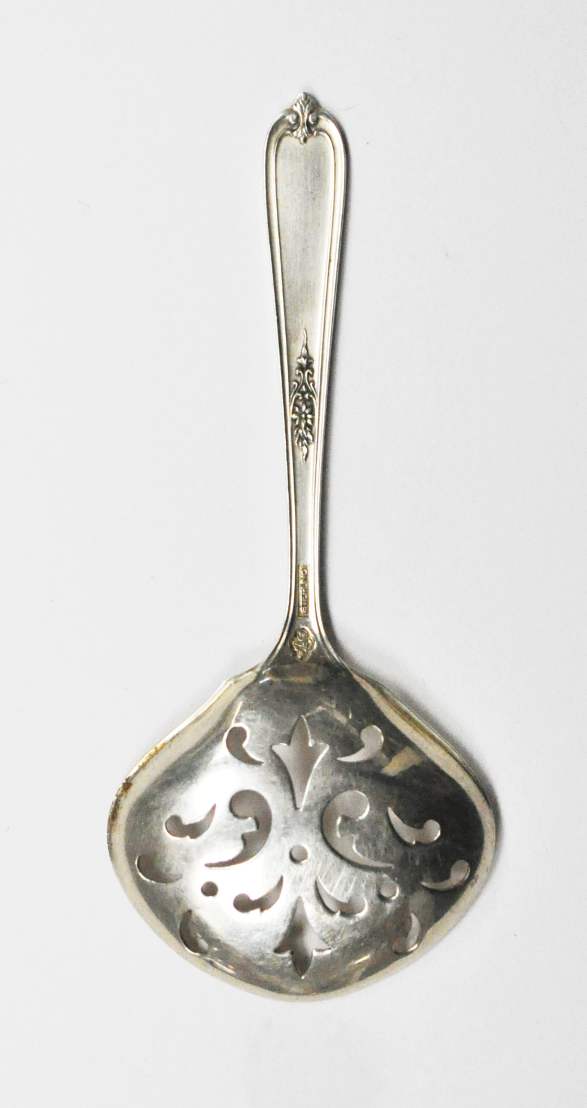 Sterling Silver Alvin Della Robbia Pierced Bon Bon Server 4-1/2"