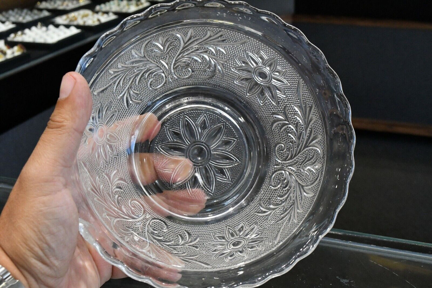 Vintage 1970's Floral Glass Cereal Bowl 6 1/2' x 2 1/2"