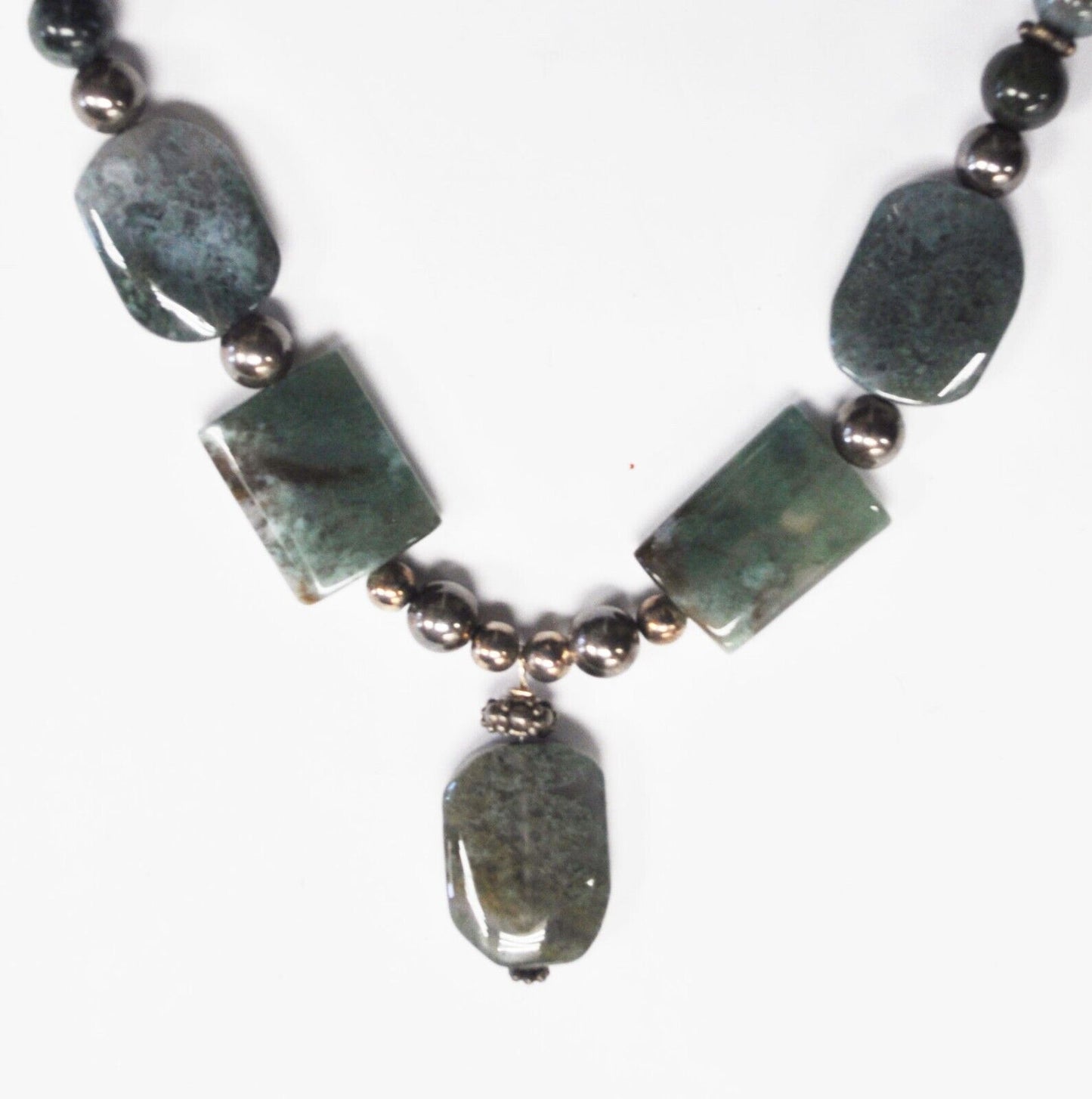 Silver Plate Forest Green Jade 15mm Bead 33mm Dangle Necklace 17.5"