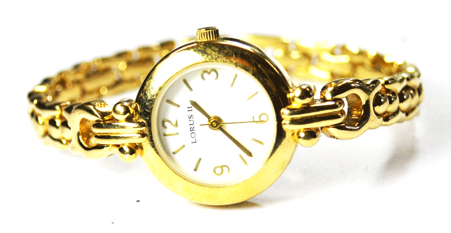 Women's Lorus II LR0083 Quartz Gold Tone Wristwatch 21mm