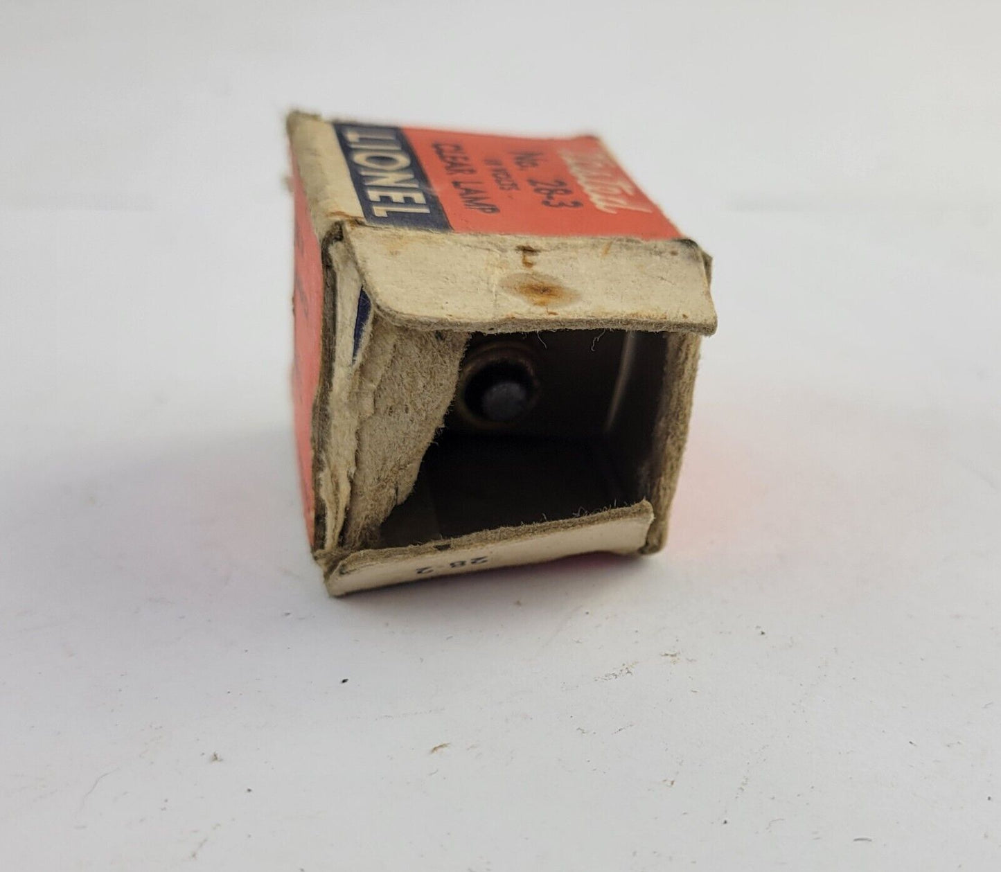 Post War LIONEL O Scale Bulb In Original Box # 28-3 Red Light 18 Volt Untested
