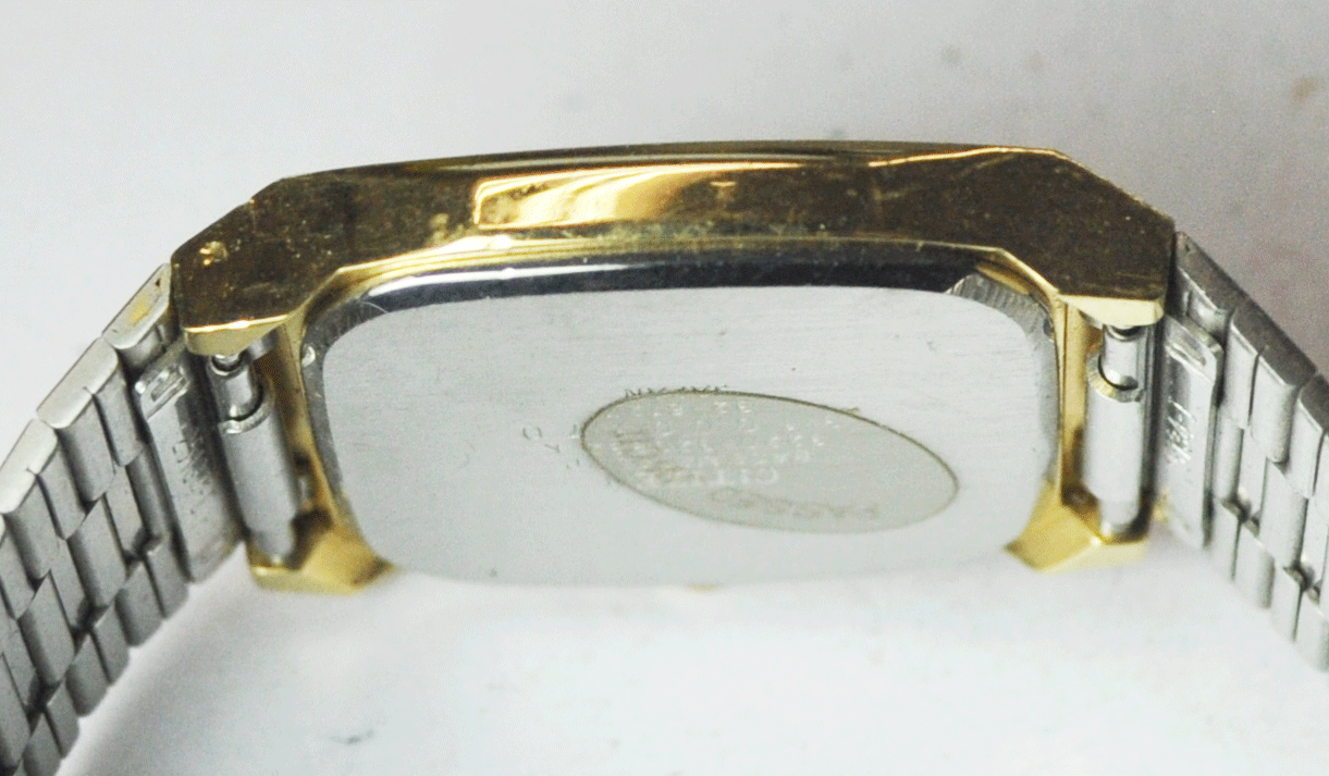 Citizen Quartz SQ Gold Tone Dress Wristwatch 3220-320832 28mm