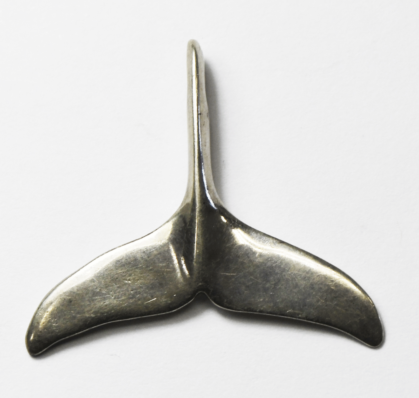 1974 Sterling Silver Nathaniel Whale Tale Pendant 28mm x 33mm