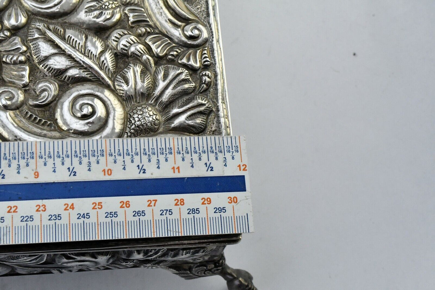 LARGE .900 Fine Silver Repousse Style Hinged 12" x 8" Jewelry Box 60oz. Welsch