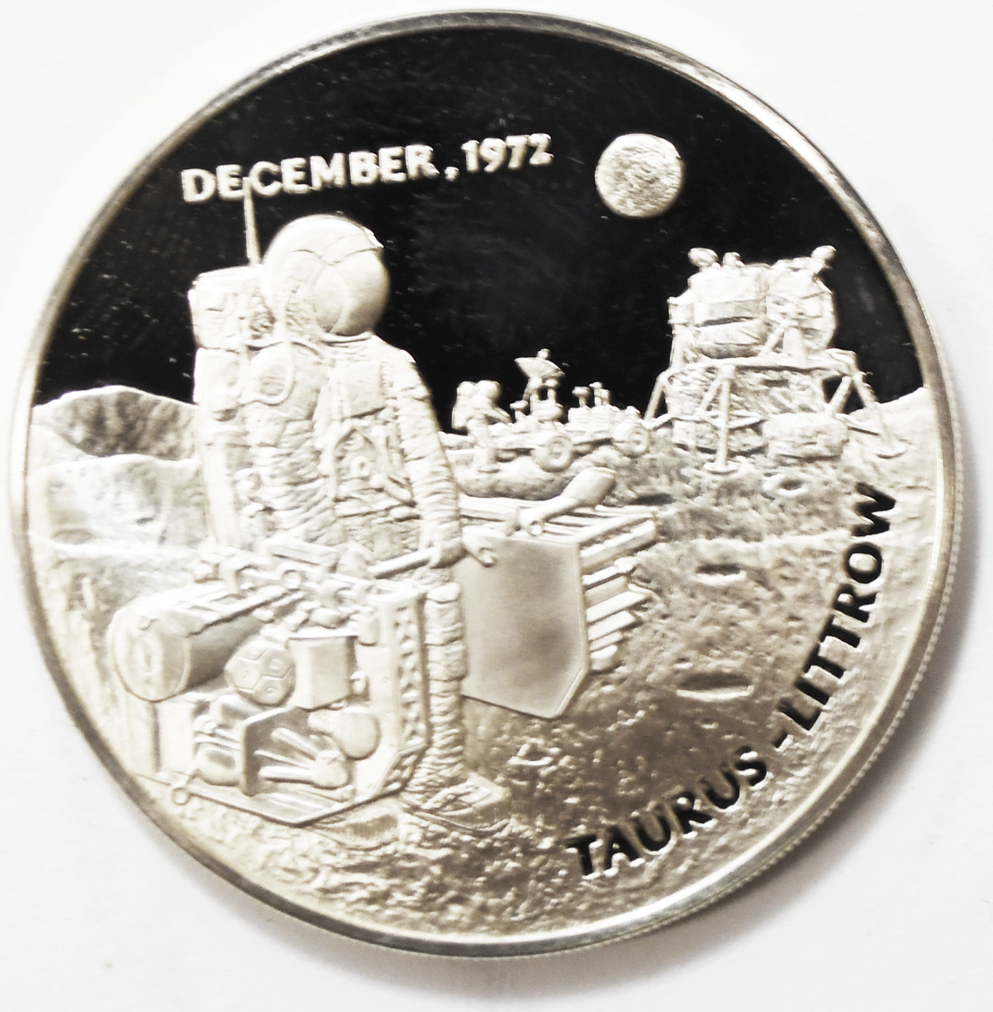Apollo XVII Sterling Franklin Mint Proof December 1972 Taurus Littrow 39mm