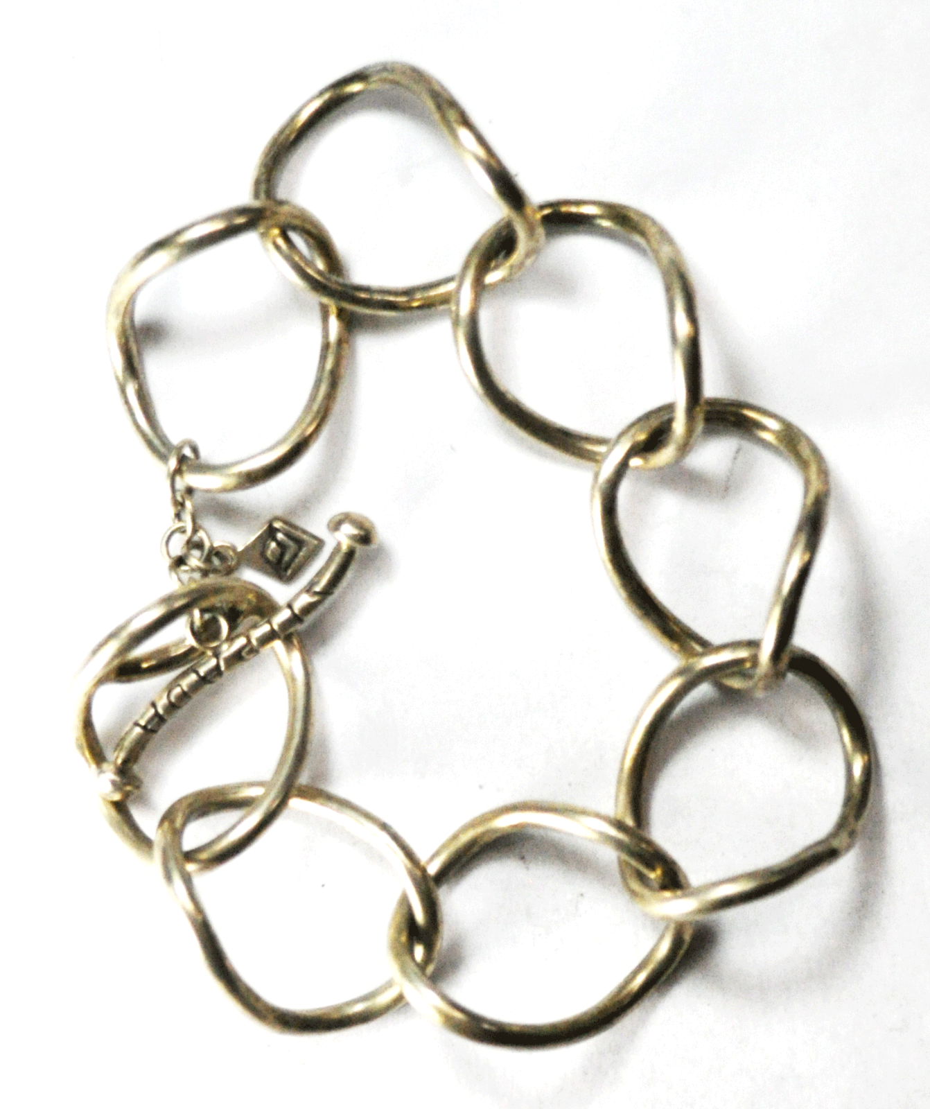 Sterling Silver Silpada B1632 Twisted Oval Link 24mm Toggle Bracelet 8-1/2"