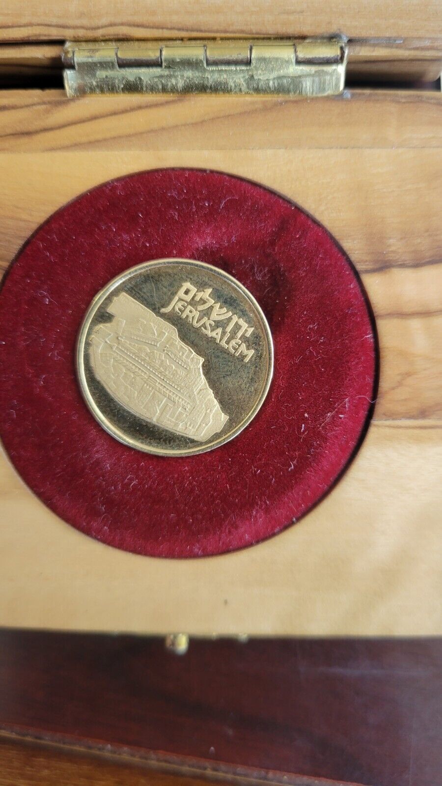 Israel 1982 Temple Mount Jerusalem 22mm 7g Gold In Olive Wood Box & COA .585