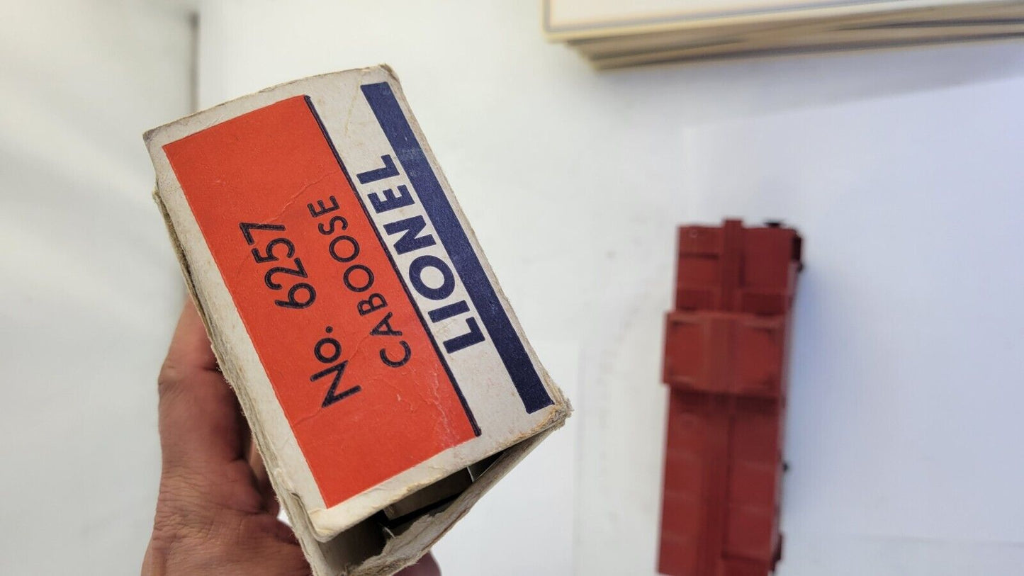 Vintage Lionel O Lines Red SP Caboose 6257 w/Original Box