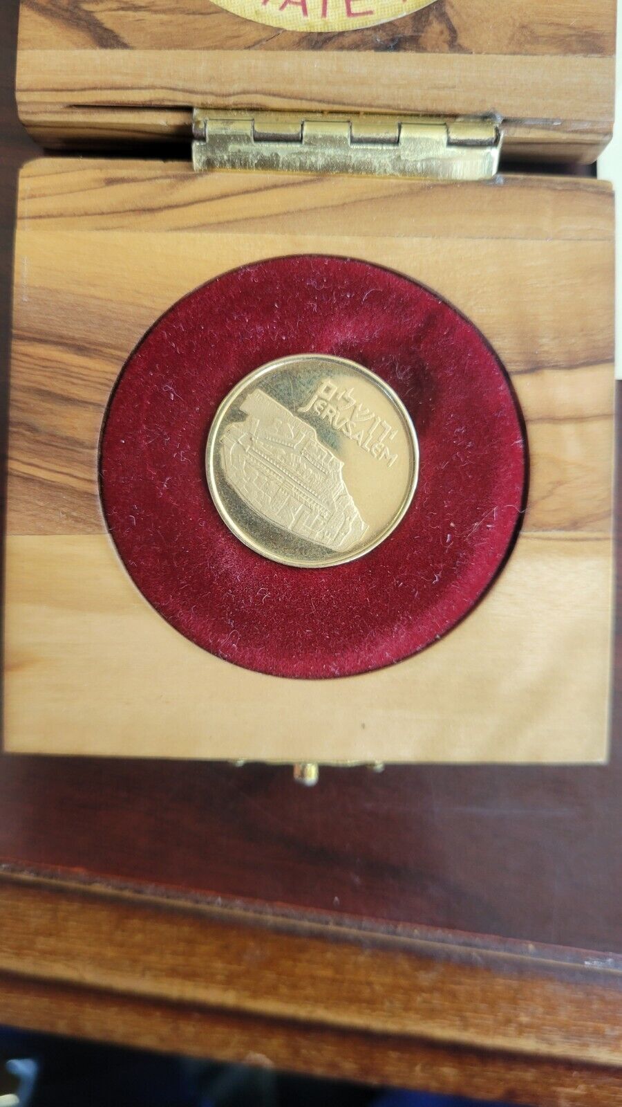 Israel 1982 Temple Mount Jerusalem 22mm 7g Gold In Olive Wood Box & COA .585