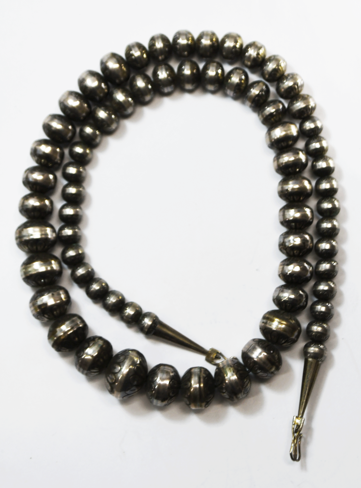 Sterling Silver Hand Made 8-17mm Graduated Bead Petal Edge 24.5" Necklace 71.4g