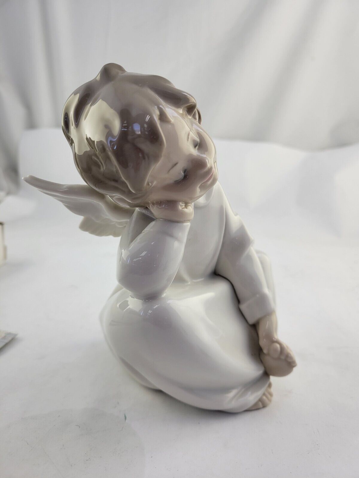 Lladro Cherub Angel Thinking Sitting Girl Figurine B-14