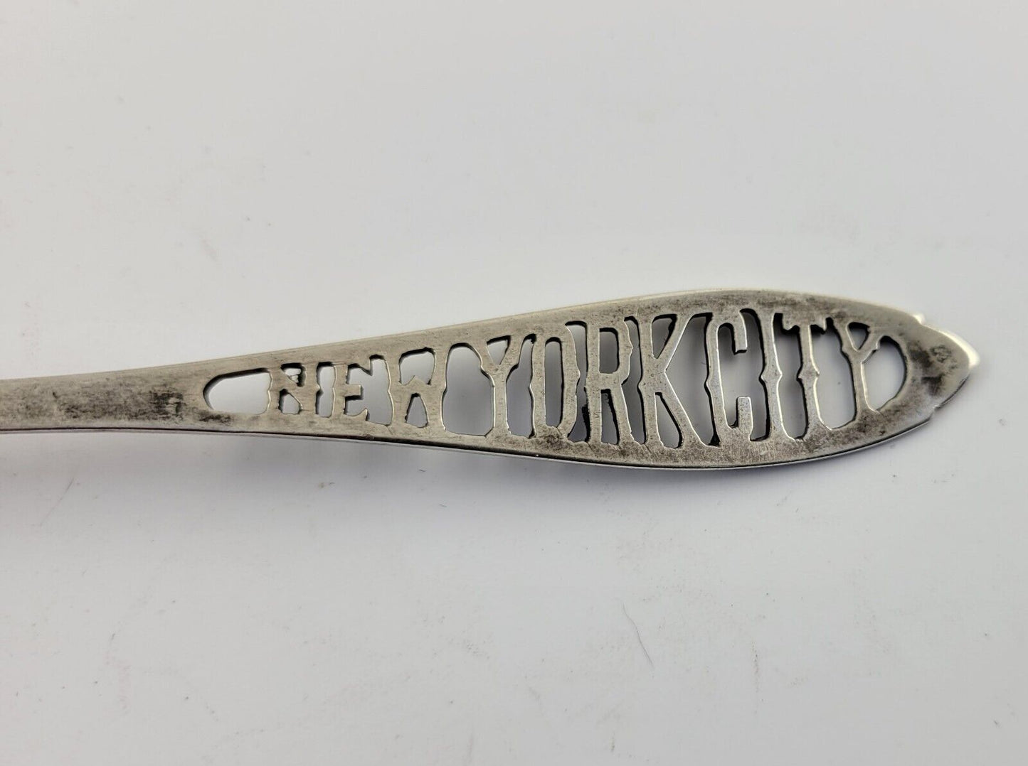 New York Sterling Silver 5 1/2" Souvenir Spoon by Manchester .43oz