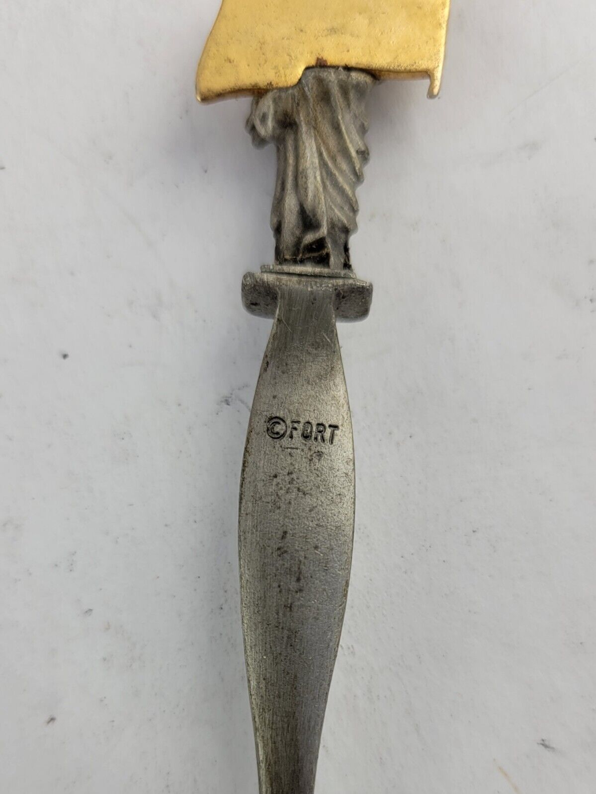 Vintage STATUE OF LIBERTY CENTENNIAL CELEBRATION 1886-1986 SOUVENIR SPOON FLAG