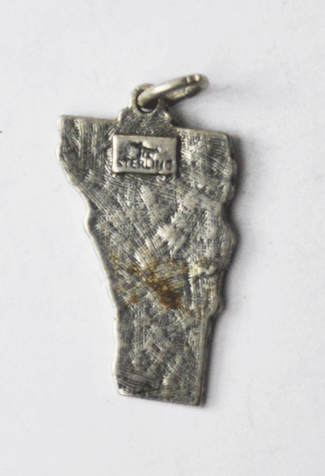 Sterling Bell Trading Vermont Montpelier Rutland Cow Travel Charm 24mm x 13mm