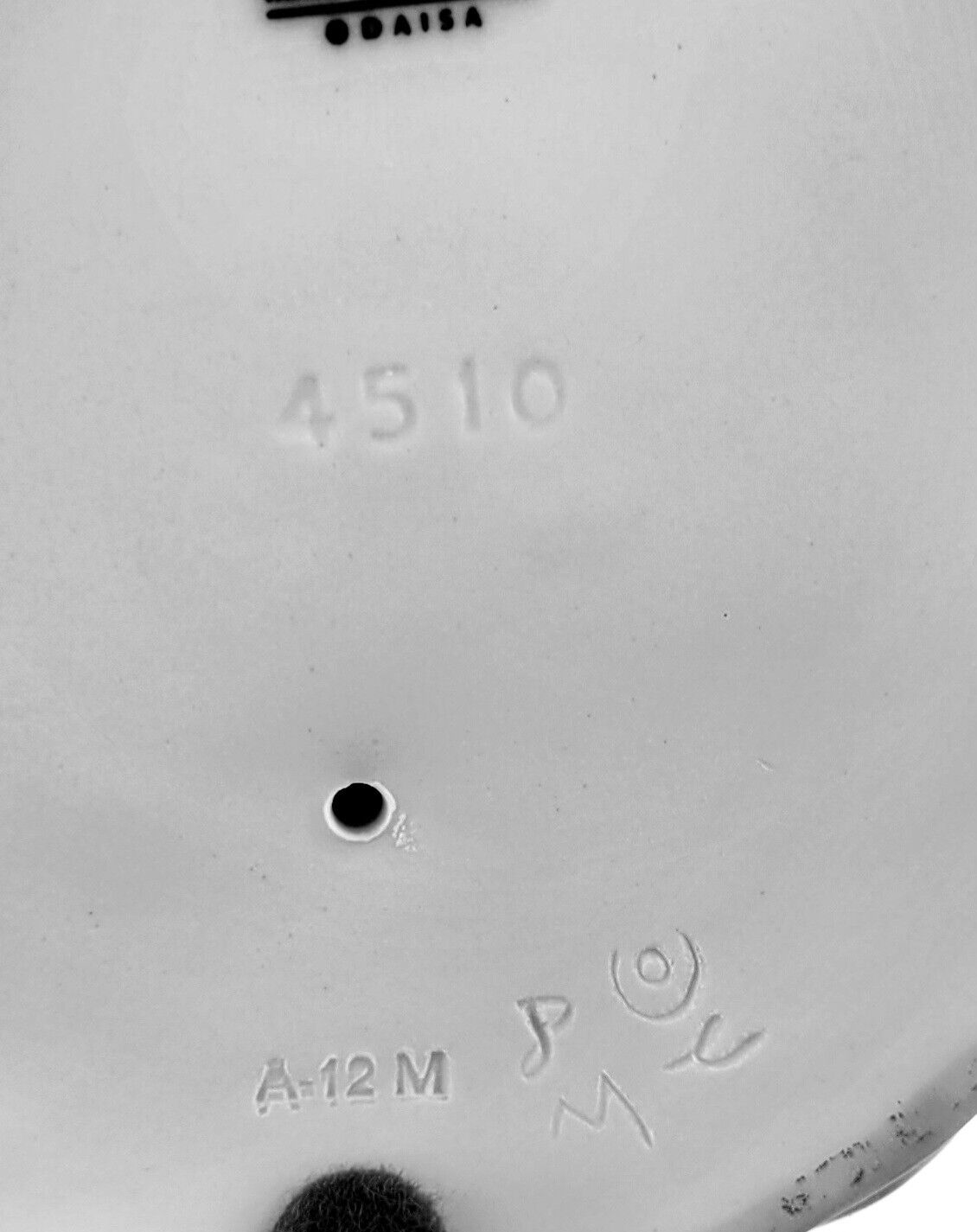 Lladro Figurine GIRL WITH UMBRELLA BASKET & DUCKS GEESE #4510 Retired Mint