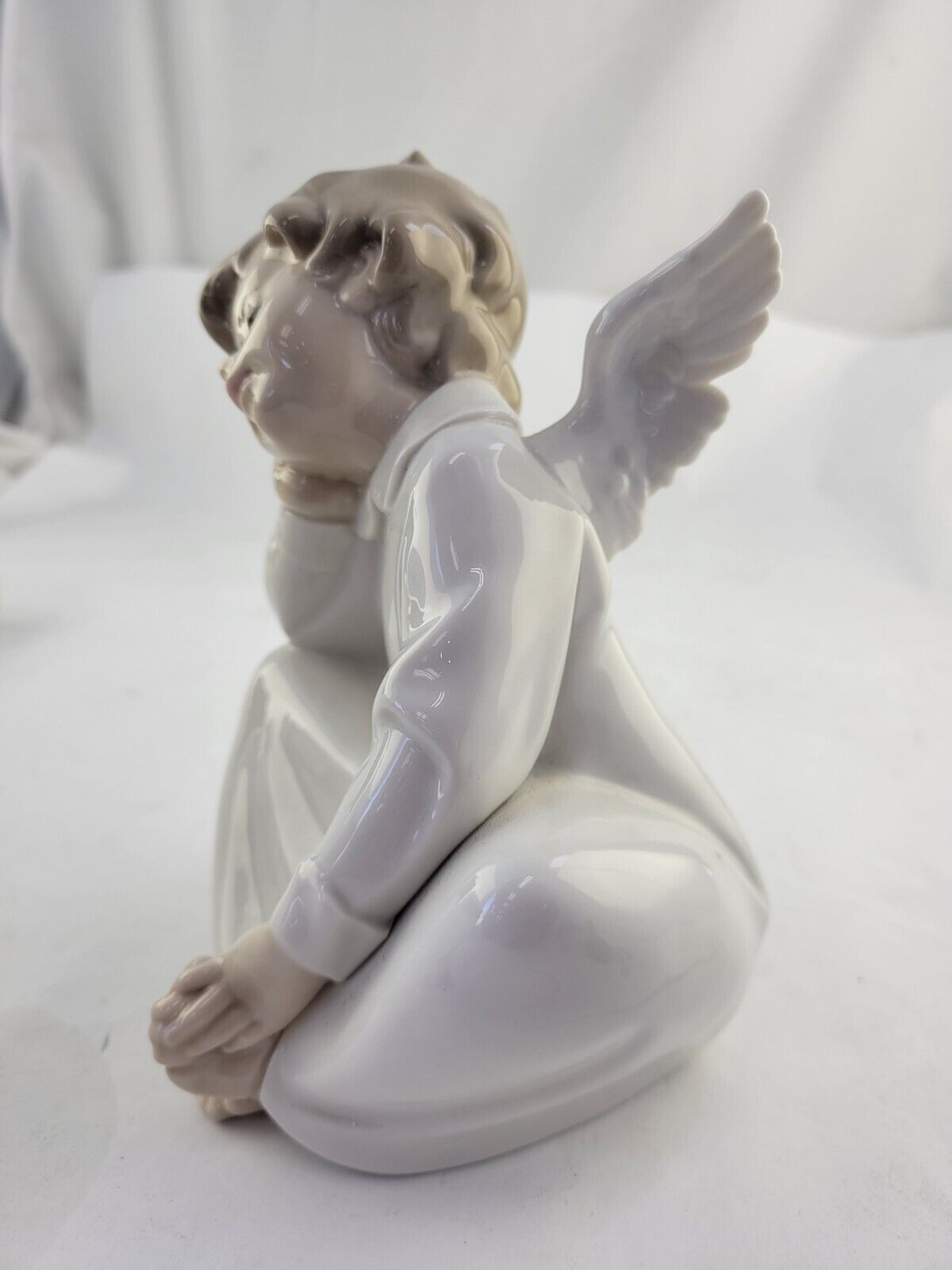 Lladro Cherub Angel Thinking Sitting Girl Figurine B-14
