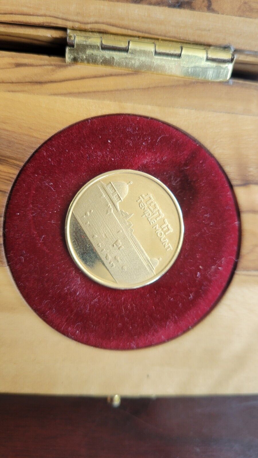 Israel 1982 Temple Mount Jerusalem 22mm 7g Gold In Olive Wood Box & COA .585