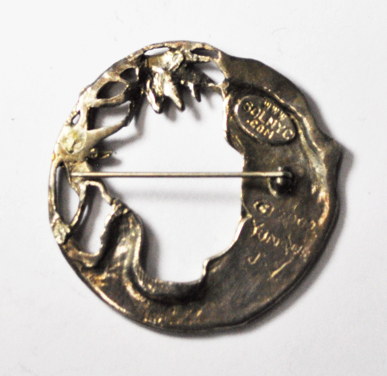 Peggy Yunque Silver Plated Brooch Pin Round Fish Plants 43mm 2002