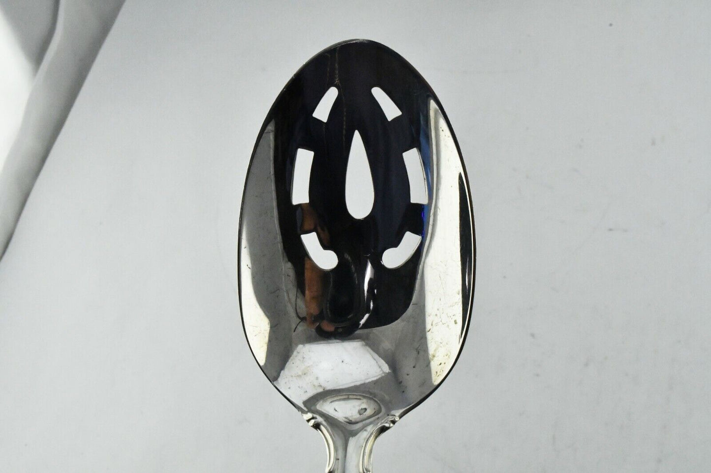 Hampton Court by Reed & Barton Sterling Silver 8 1/2" Pierced Serving Fork 2.7oz