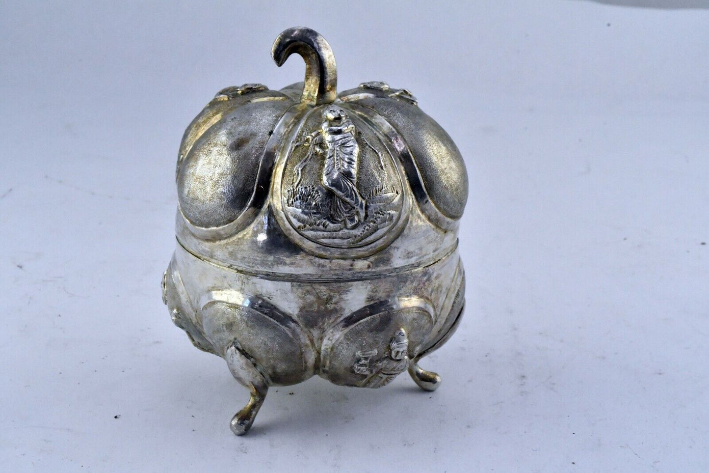 India Solid .900 Fine Silver Jewelry Trinket Prayer Kaddu Spice Container