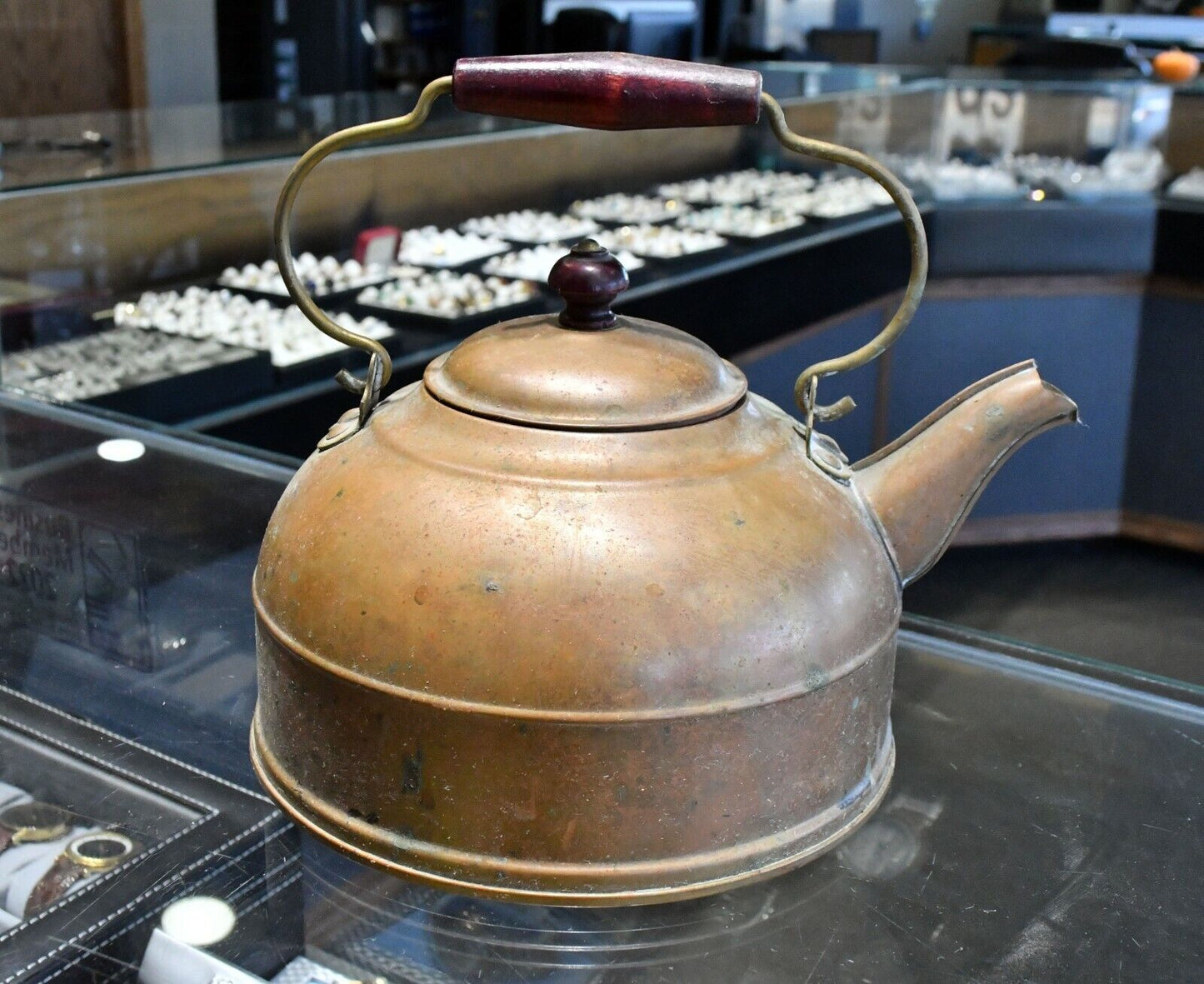 Revere Vintage Copper Tea Kettle with Wooden Handle 7" W x 7 1/2" Tall
