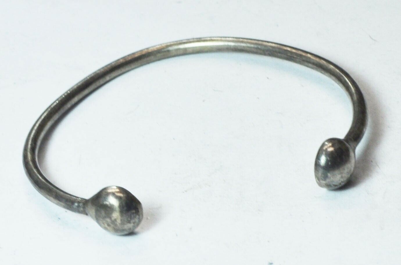 Sterling Silver TM-269 3mm Bar Cuff Round 9mm Ends 7" Wrist Taxco Mexico
