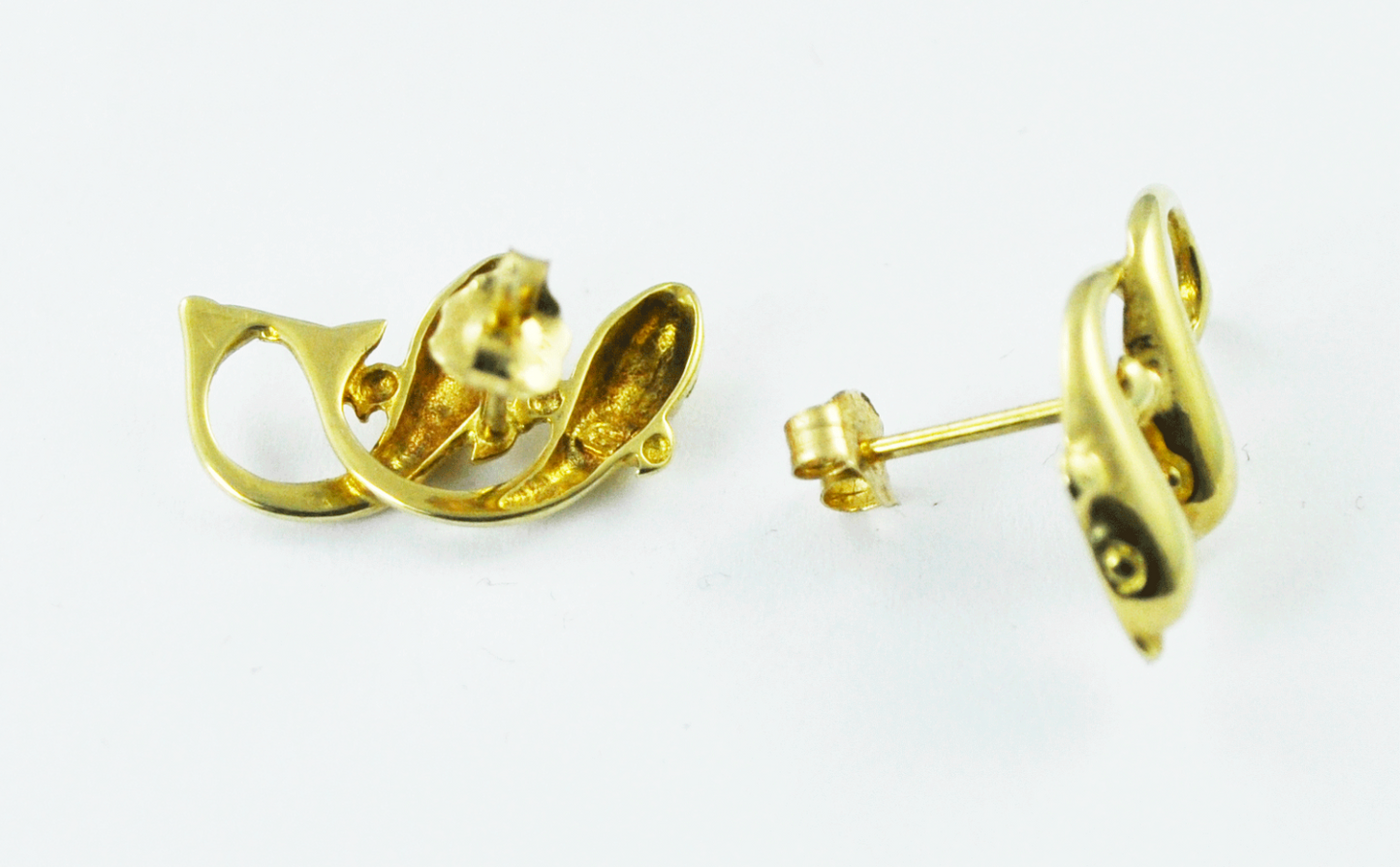 Beautiful 14k Yellow Gold Double Dolphin Pieced Stud Earrings 17mm