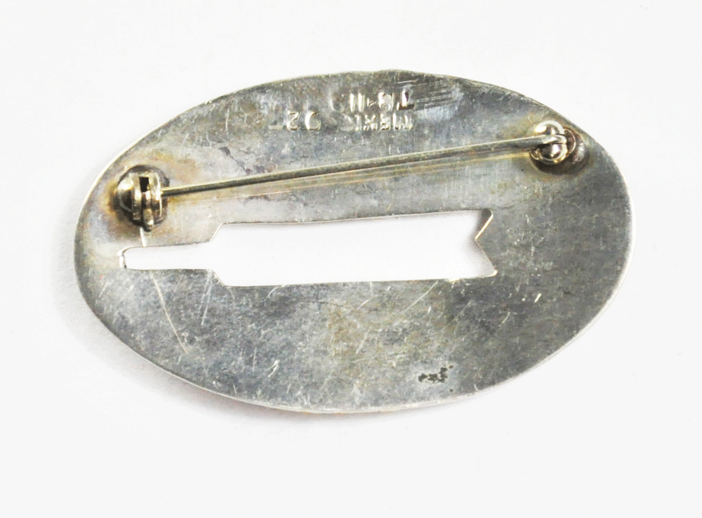 Sterling Silver Mexico TB-119 Oval Two Tone Stripe Disc Brooch Pin 29mm x 48mm