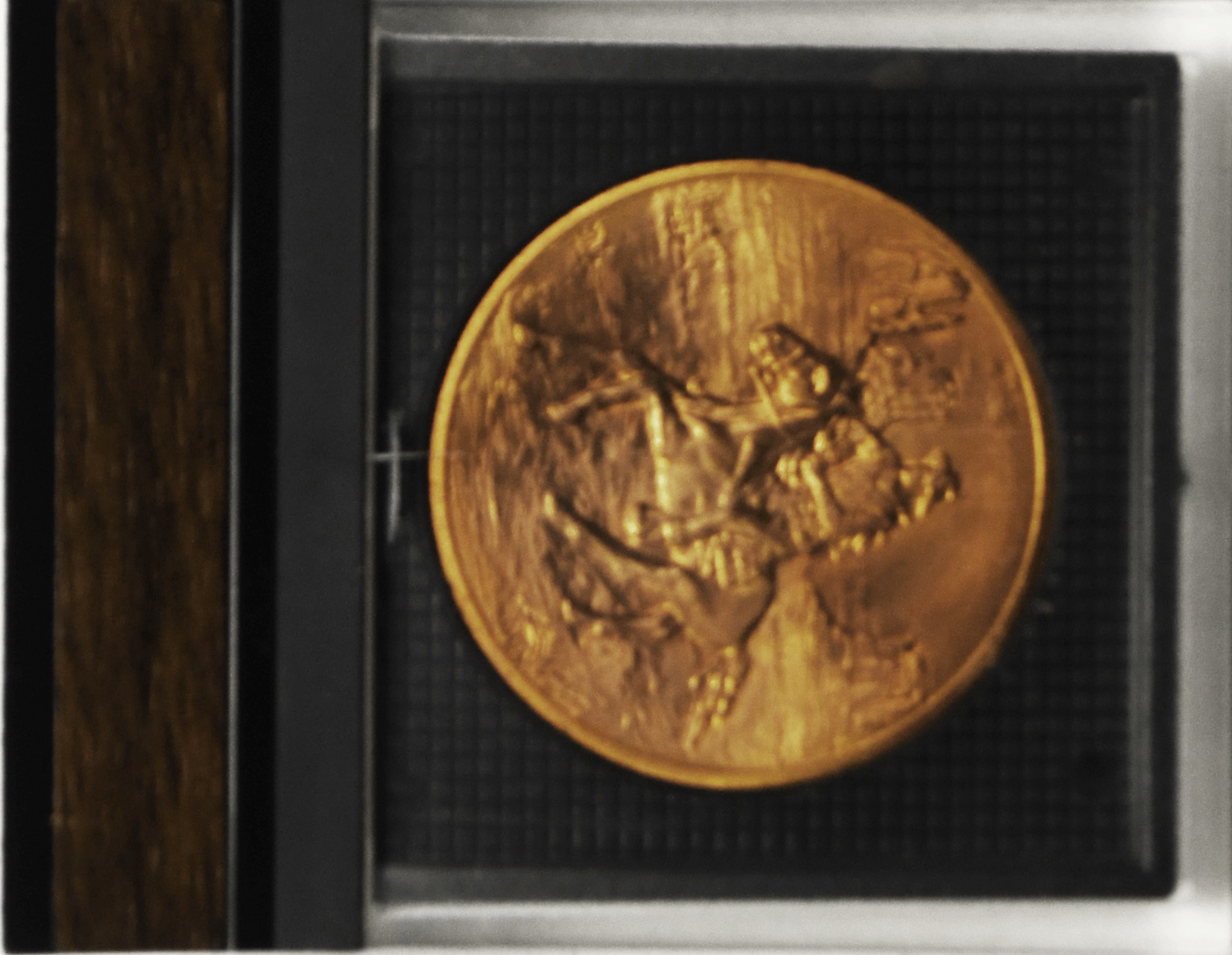 1979 John Wayne American Bronze Medal Uncirculated w Stand