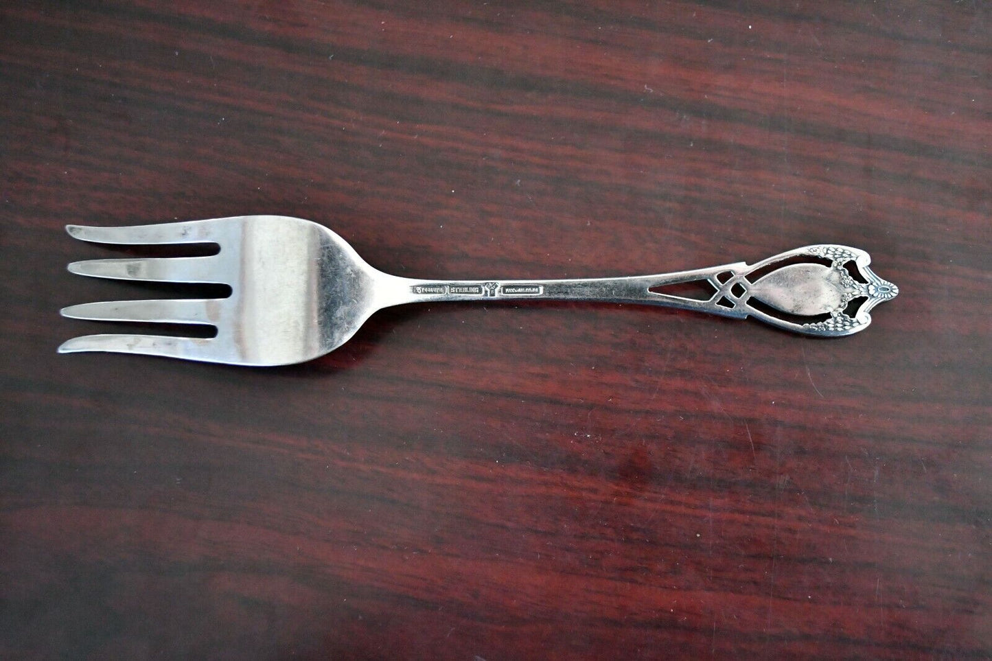 Monticello by Lunt Sterling 7 3/4" Small Solid Cold Meat Serving Fork 1.4 oz.