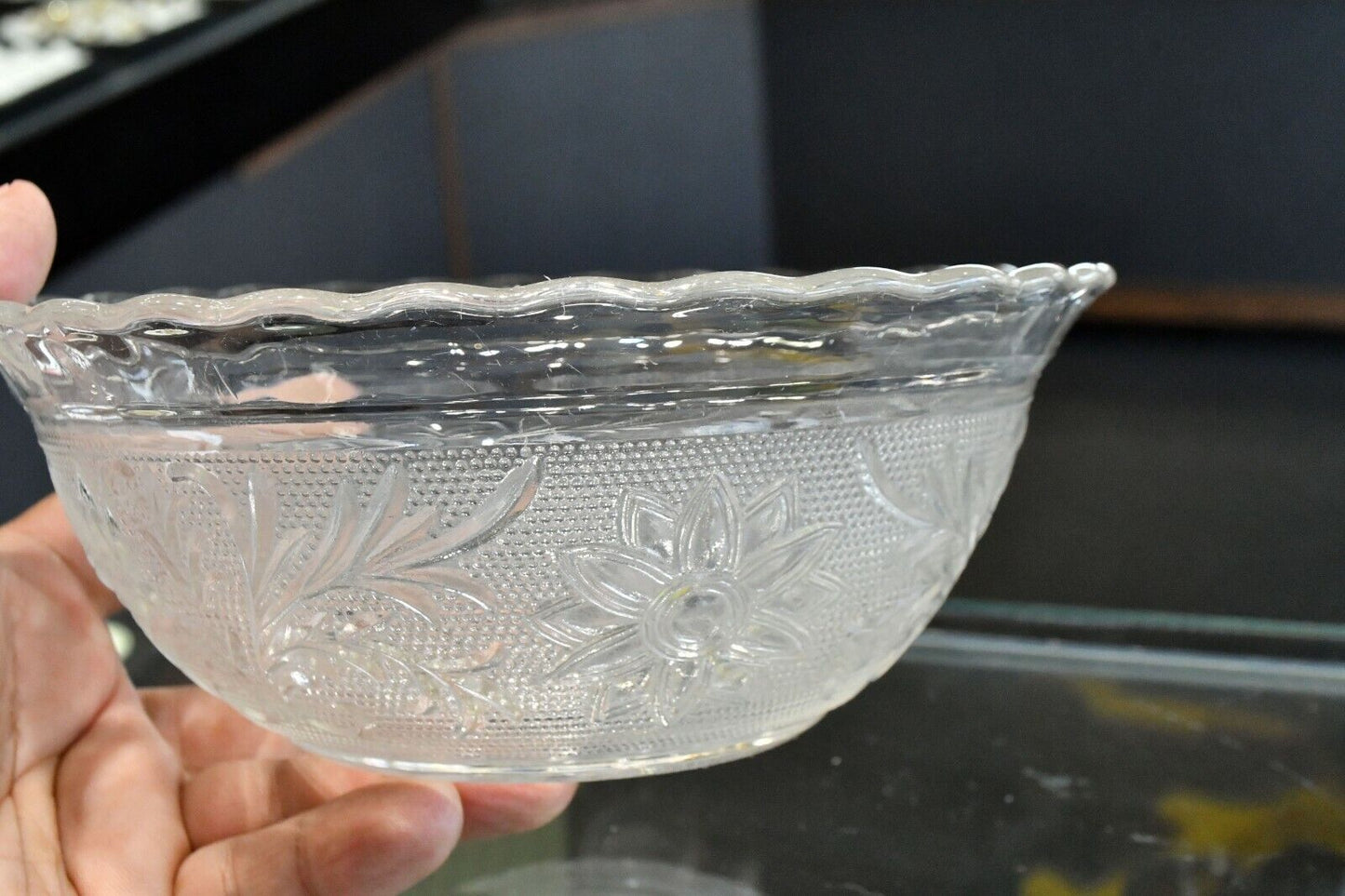 Vintage 1970's Floral Glass Cereal Bowl 6 1/2' x 2 1/2"
