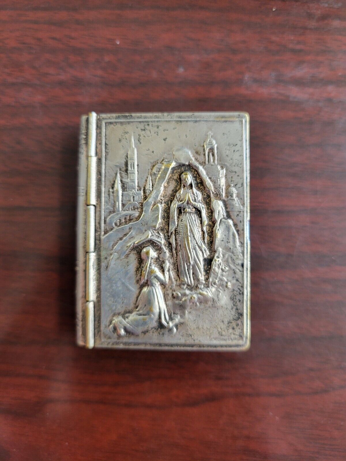 Vintage Depose Blessed Mother France Mary Silver Plated Book Pill Box 2"
