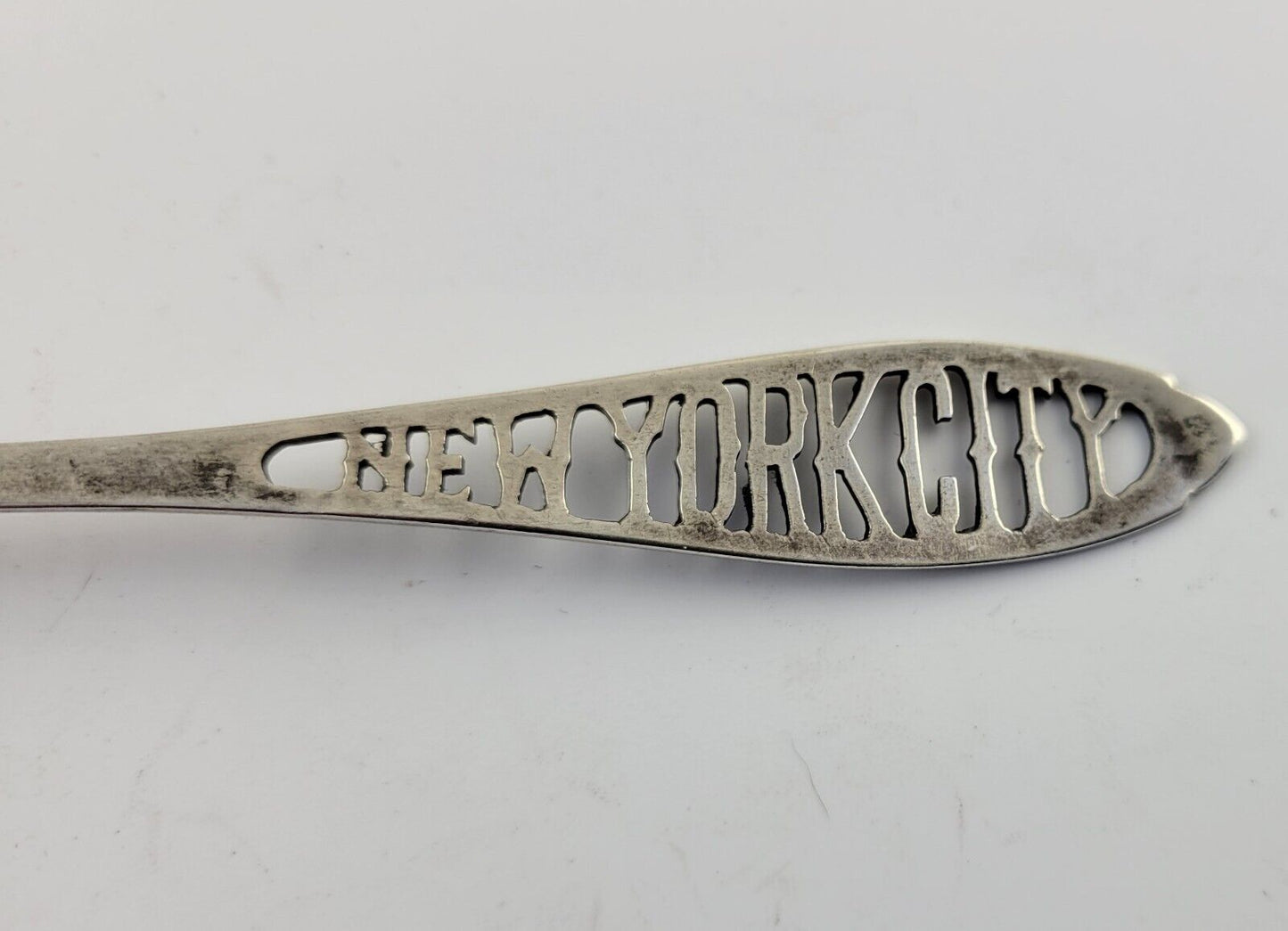 New York Sterling Silver 5 1/2" Souvenir Spoon by Manchester .43oz