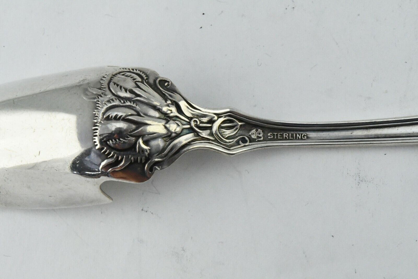 Stratford by International Sterling 7 3/8" Cheese Solid Cheese Scoop 1.3 oz