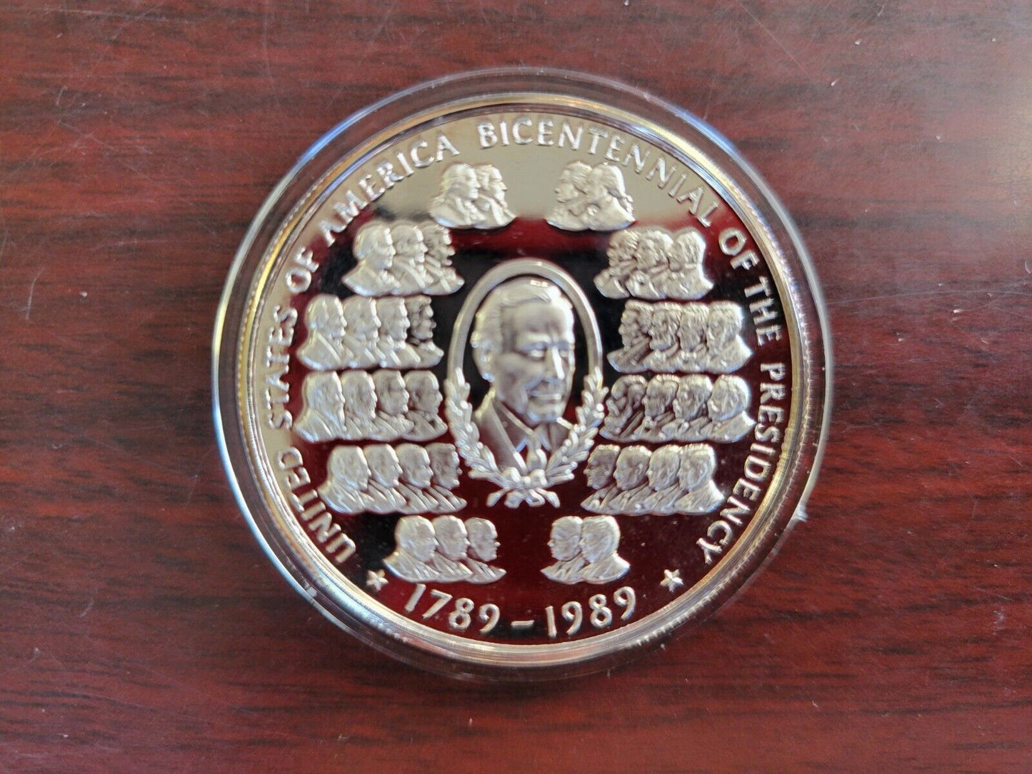 The Presidents Medal of The United States .999 Fine Silver 1789-1989